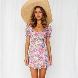 Hello Molly Floral Dress. NWT.